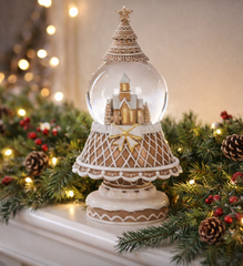 Gingerbread Tree Snowglobe