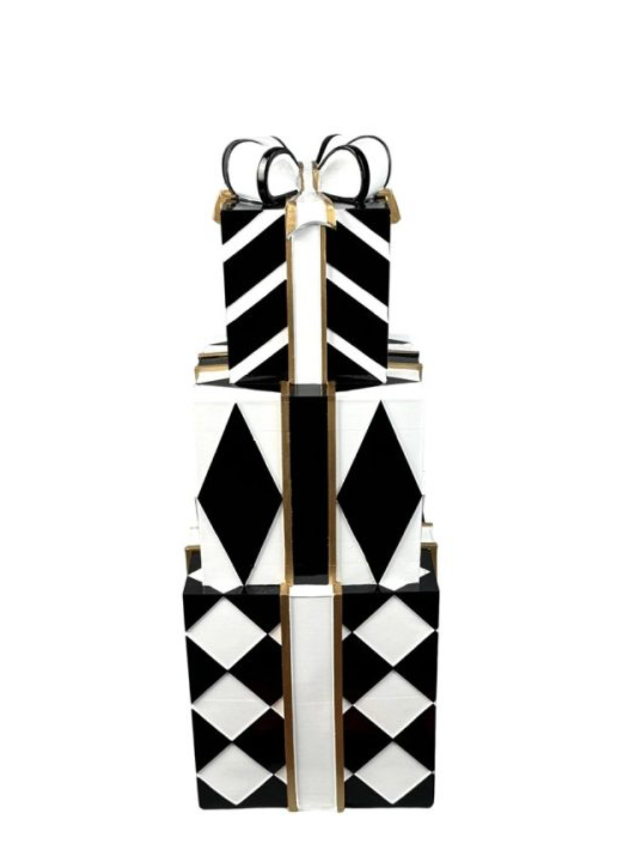 Black & White Set Gift Box - 66CM